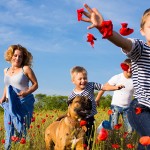la familia y su mascota